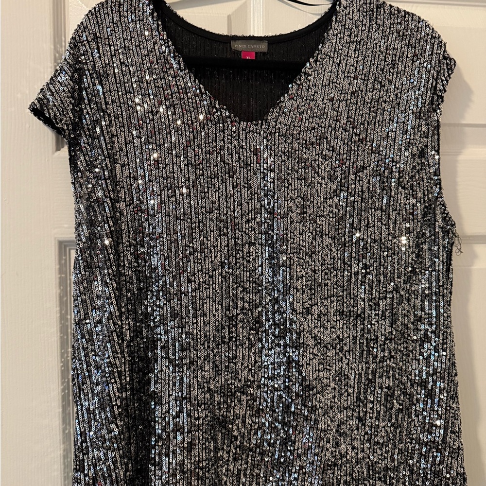 Vince Camuto Silver Sequin Cap Sleeve Blouse